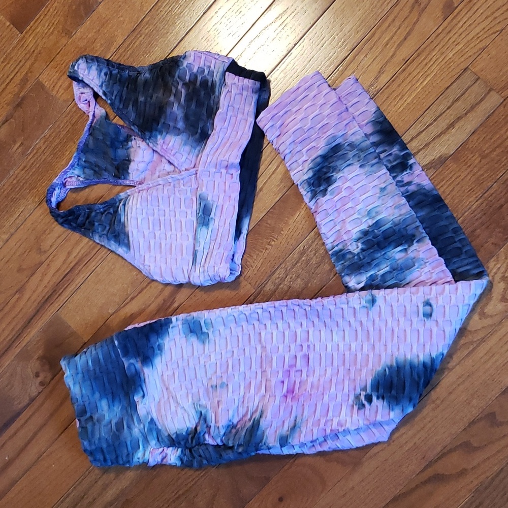 WOMENS YOGA SET, EXERCISE SET SIZE SMALL, NWOT